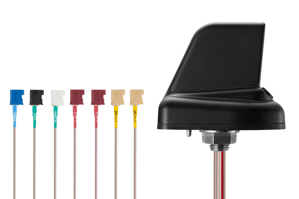 MA1047.A.LBICGTT.001 Antenna External 5G, 4G/LTE, GNSS, Wi-Fi, AM/FM, DAB vehicle mount shark fin SuperCombo 7-in-1 for Transportation and Fleet Management, Autonomous Driving and Robotics, FirstNet, First Responders and Emergency Services