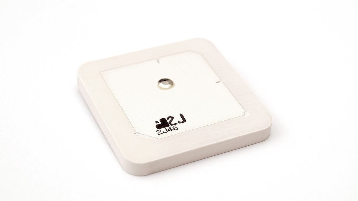 2JCP3640101Ca GNSS thru-hole mount ceramic Antenna