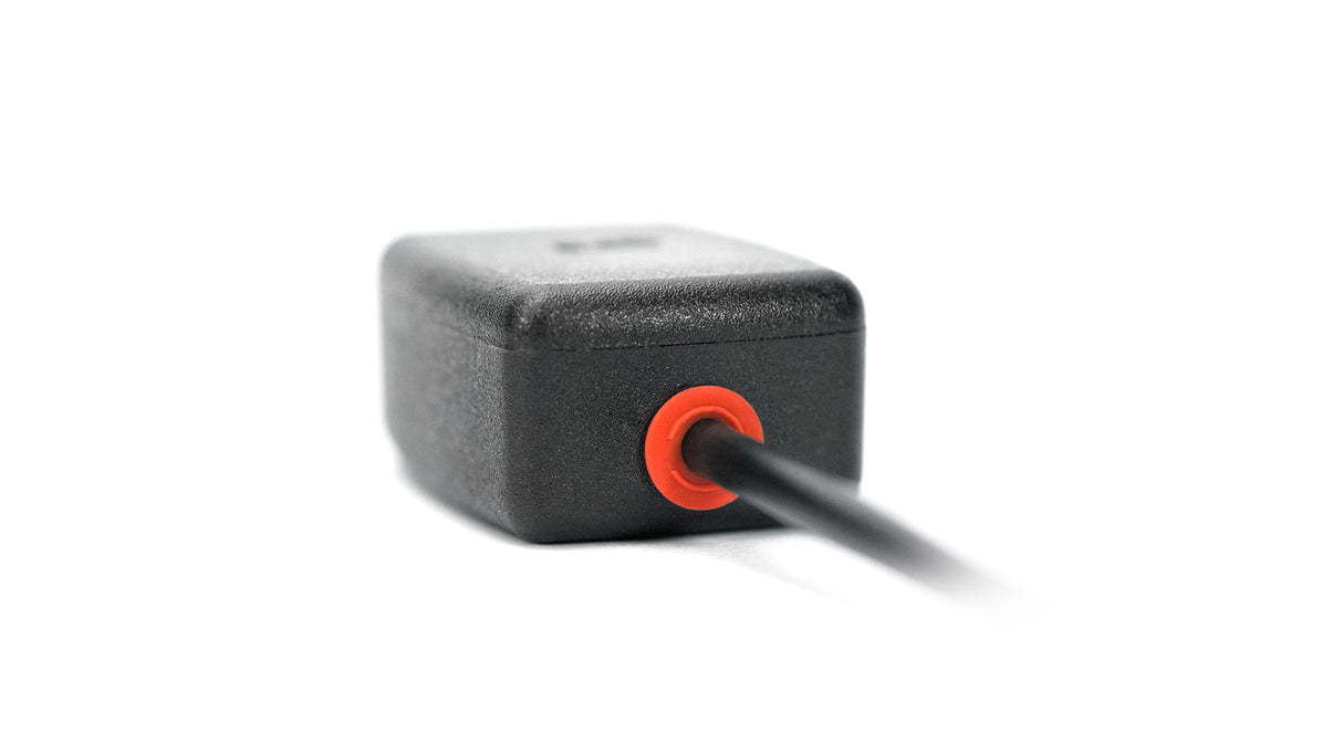 2J4C01P GNSS Antenna adhesive mount SMA-M 300cm