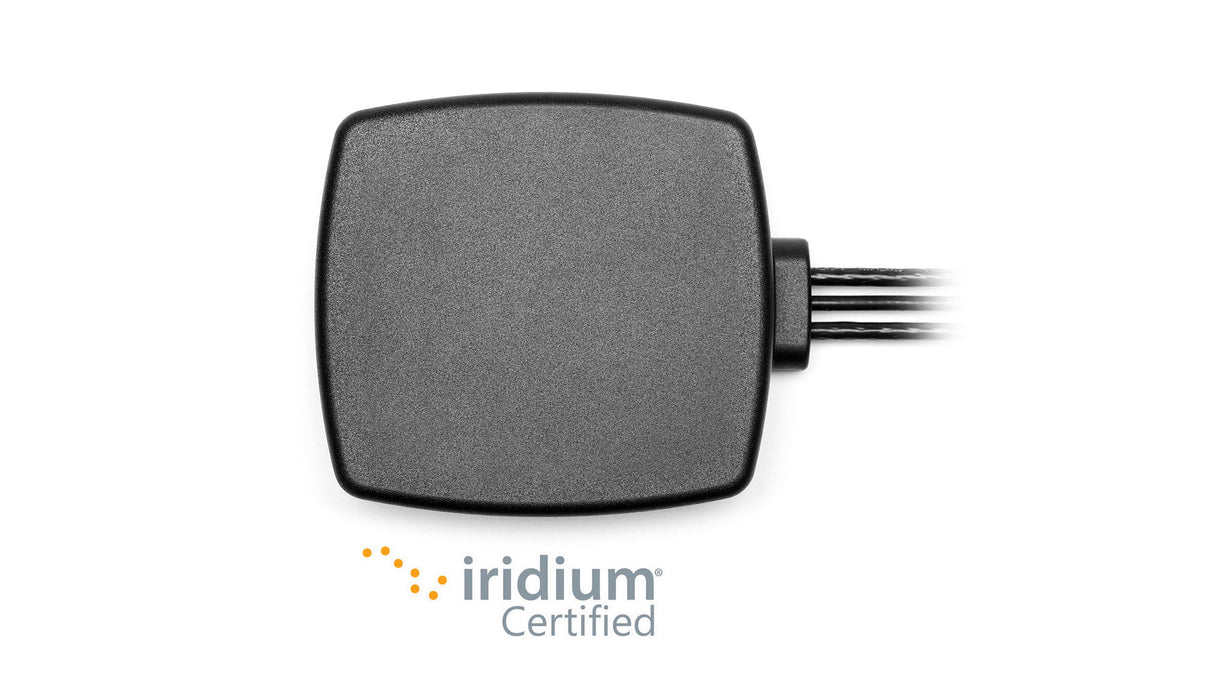 2J6975MPGF 5G, GNSS, Iridium magnetic/adhesive mount Antenna 3-in-1 SMA-M 300cm IP67/IP69