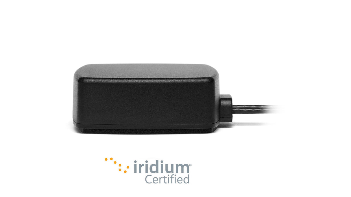 2J6975MPGF 5G, GNSS, Iridium magnetic/adhesive mount Antenna 3-in-1 SMA-M 300cm IP67/IP69